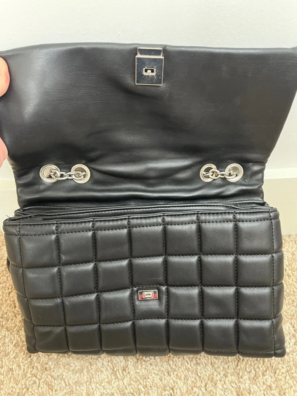 HOUSE OF WANT HOW Black Vinyl Quilted Purse with Chain Handle